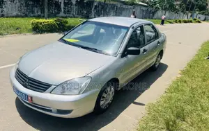 Mitsubishi Lancer 2012 Gris