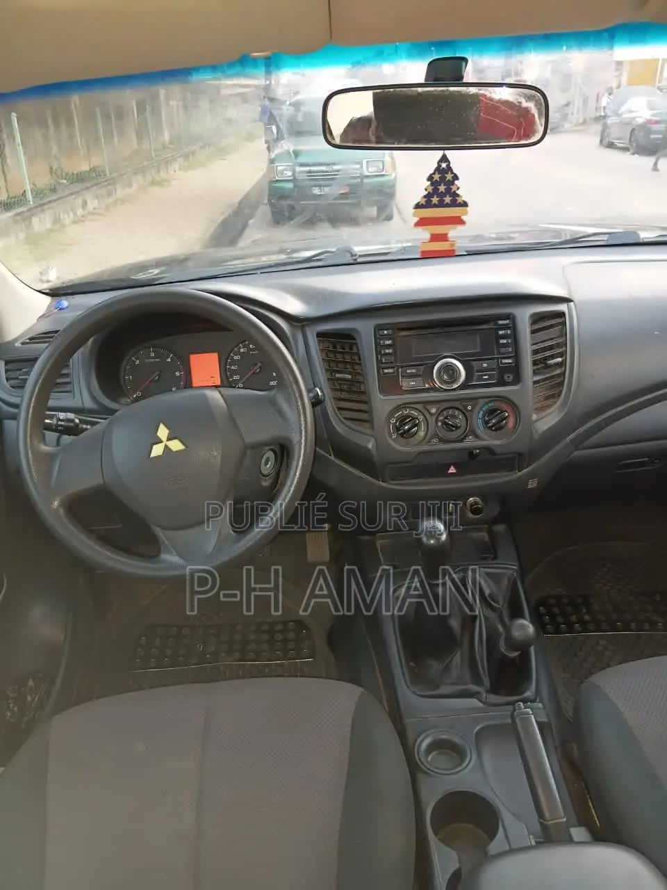 Mitsubishi L200 2021 Noir