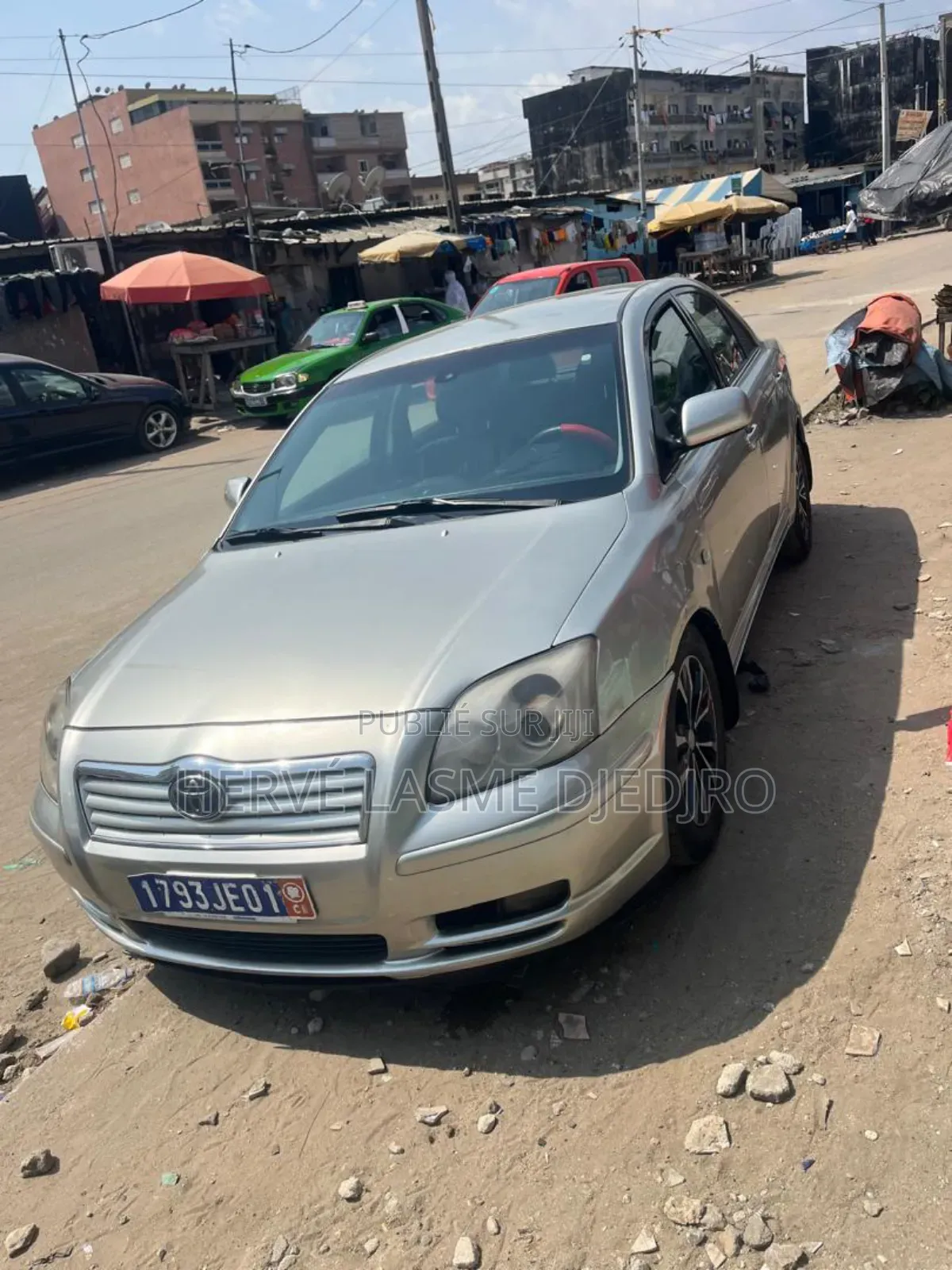 Toyota Avensis 2005 Gris