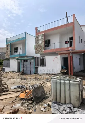 4chbre Duplex dans Francis Gweh, Cocody à Vendre