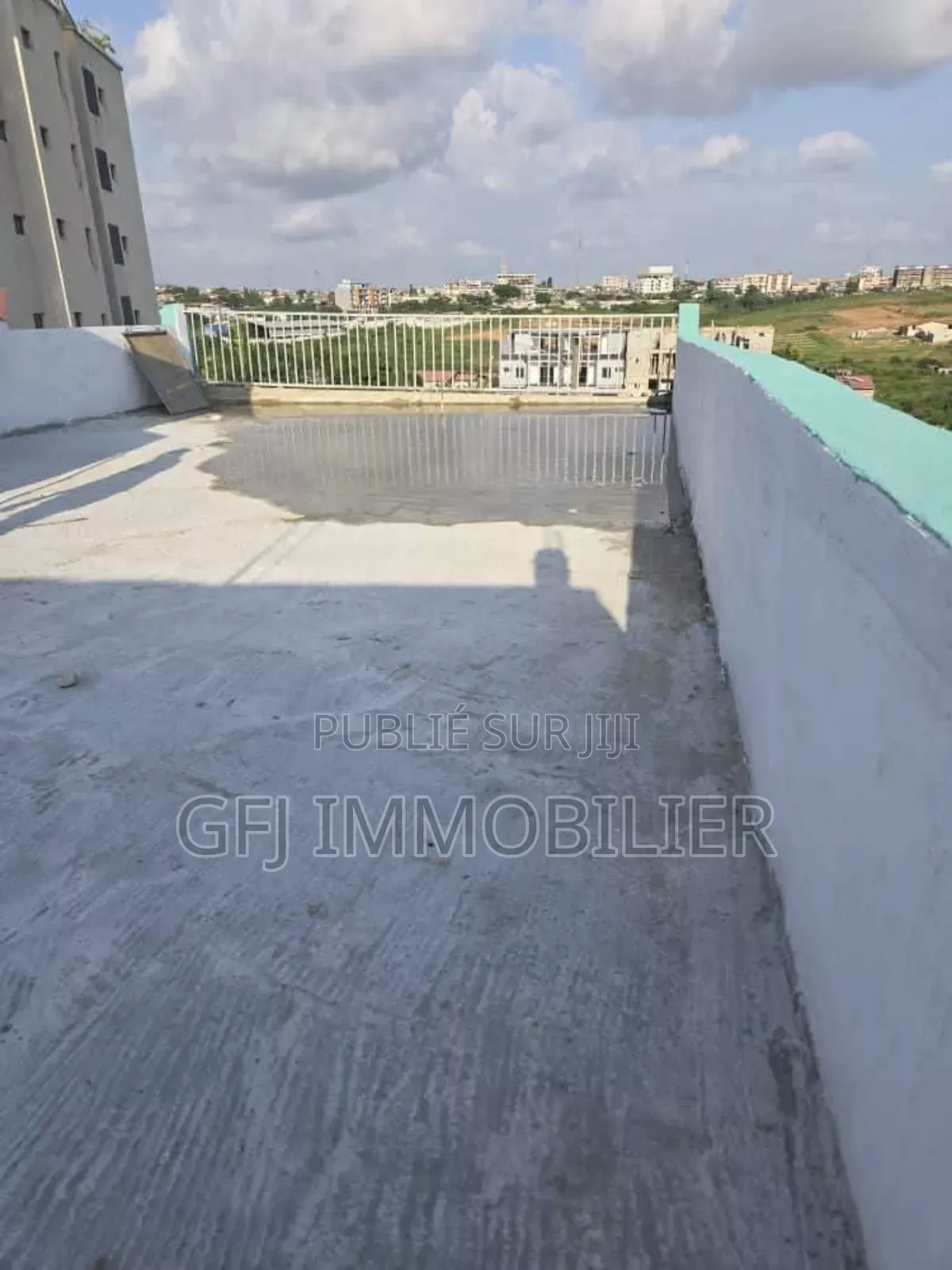 4chbre Duplex dans Francis Gweh, Cocody à Vendre