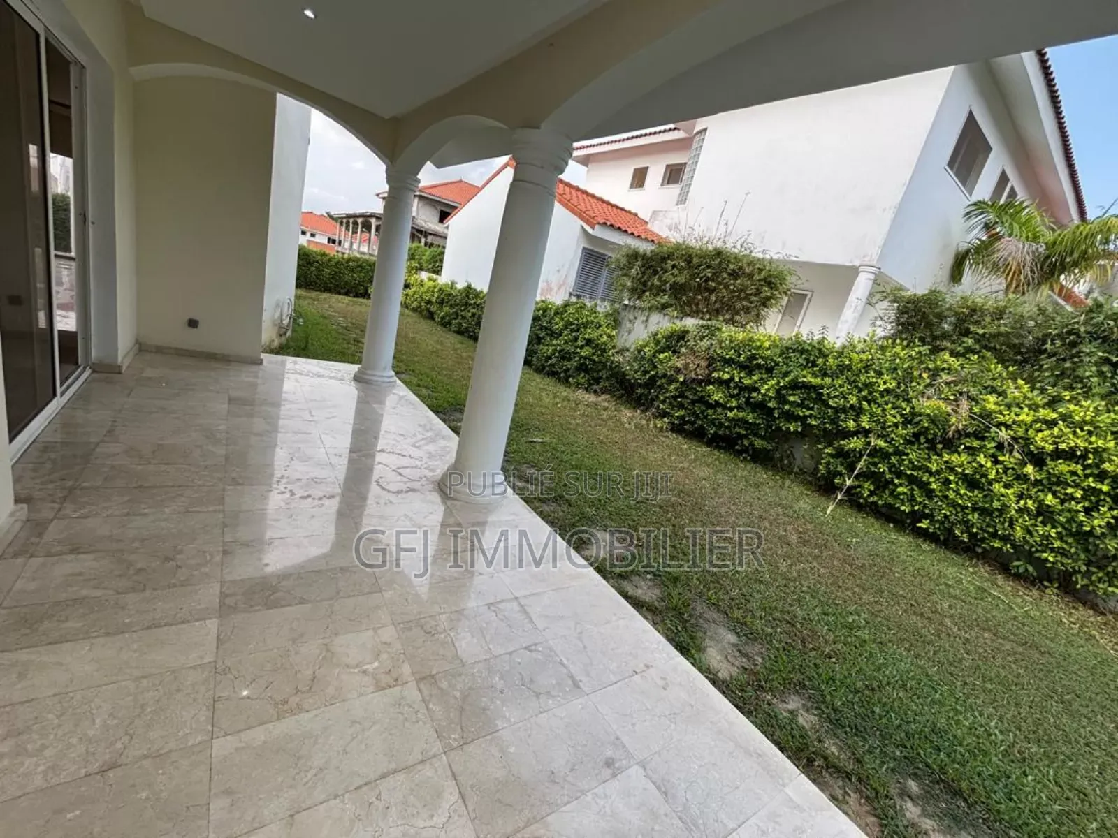 4chbre Duplex dans Francis Gweh, Cocody à Vendre