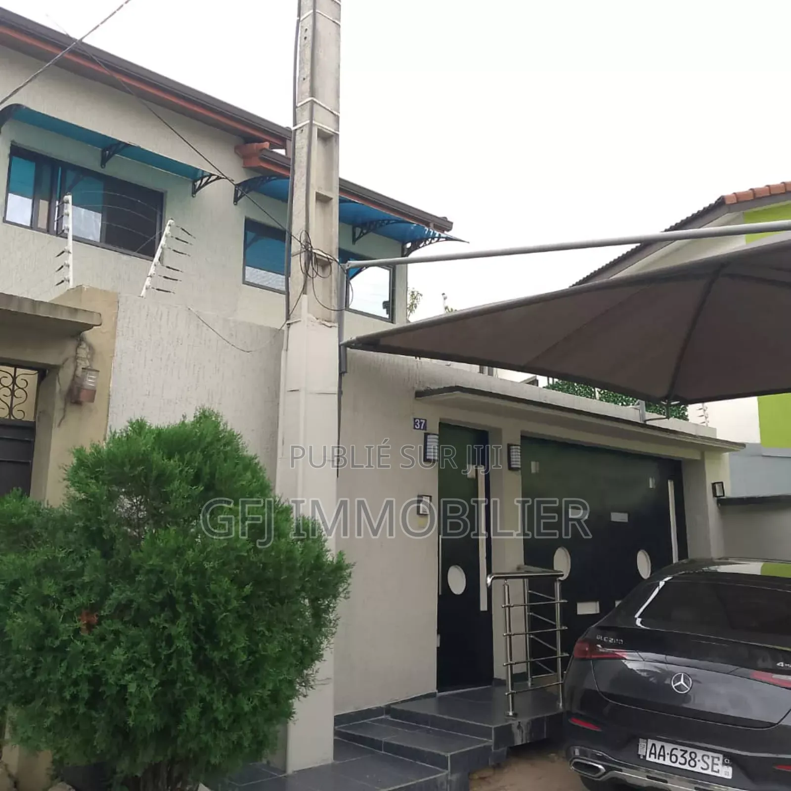 5chbre Duplex dans Francis Gweh, Cocody à Vendre