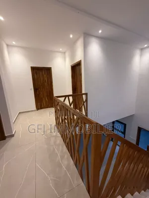 4chbre Duplex dans Francis Gweh, Cocody à Vendre