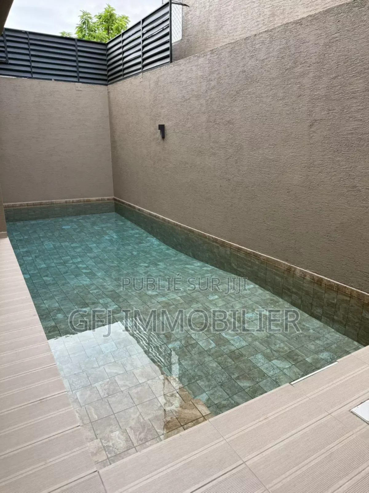 4chbre Duplex dans Francis Gweh, Cocody à Vendre