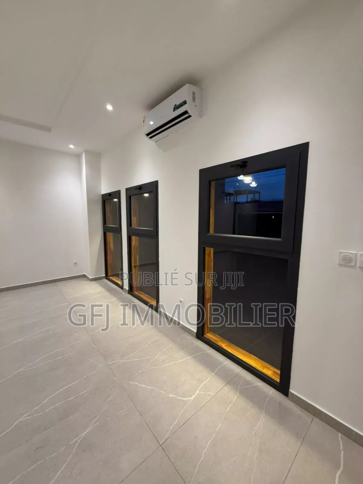 4chbre Duplex dans Francis Gweh, Cocody à Vendre