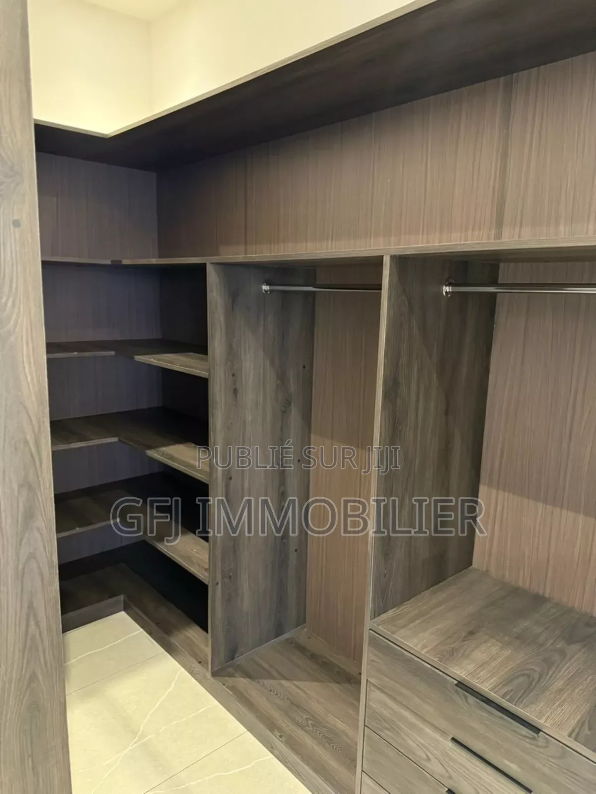 4chbre Duplex dans Francis Gweh, Cocody à Vendre