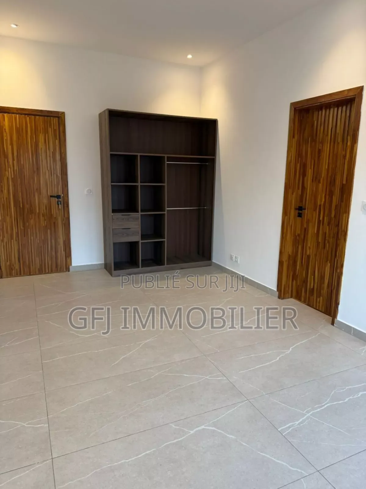 4chbre Duplex dans Francis Gweh, Cocody à Vendre