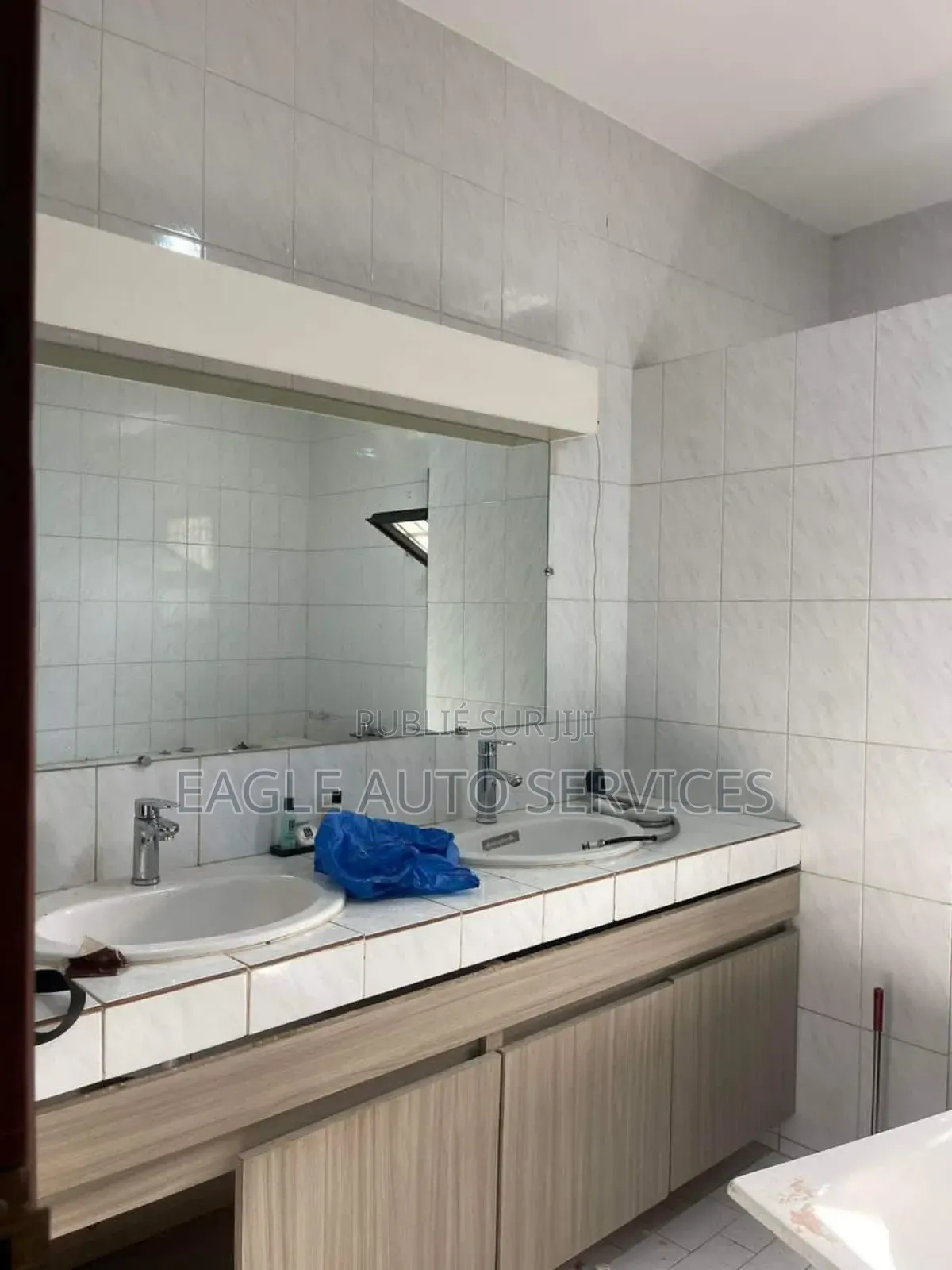 15chbre Duplex dans Deux Plateaux à Vendre