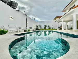 6chbre Duplex dans Francis Gweh, Cocody à Vendre