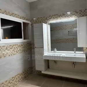 6chbre Duplex dans Francis Gweh, Cocody à Vendre