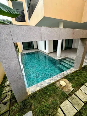 5chbre Duplex dans Francis Gweh, Cocody à Vendre