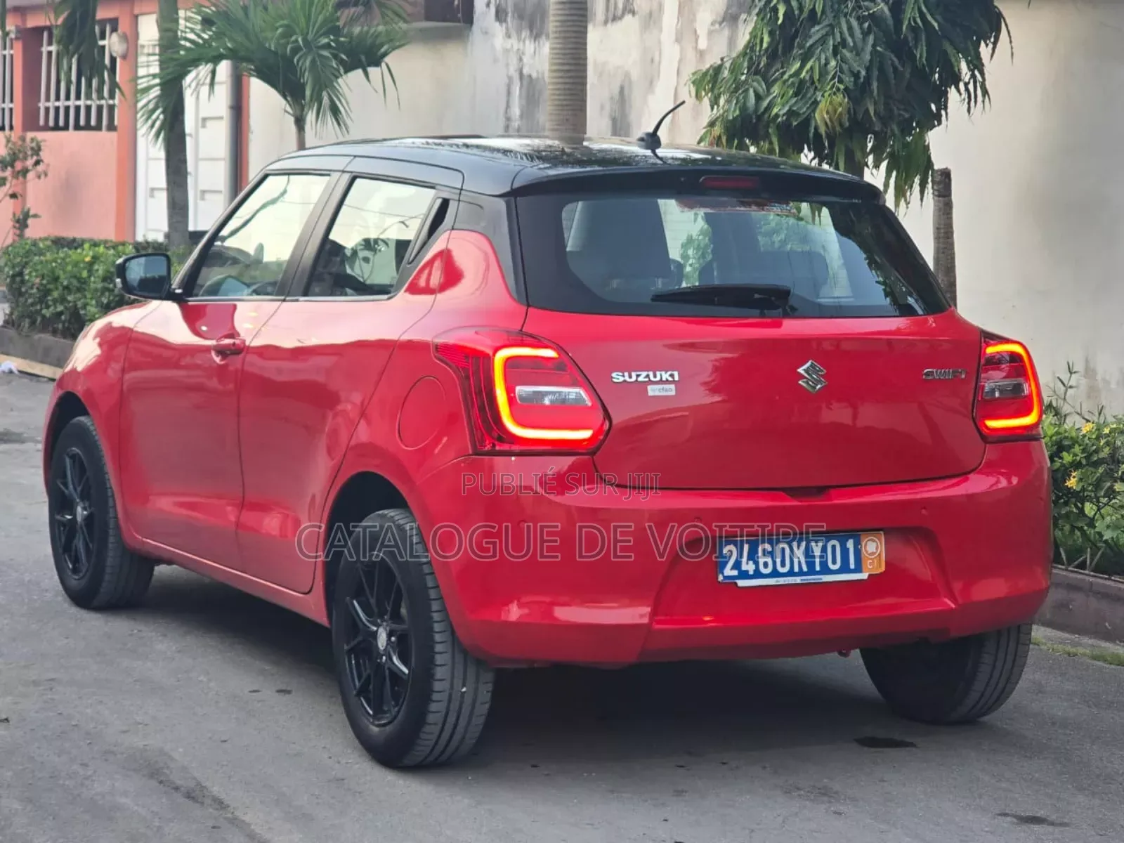 Suzuki Swift 2022 Bordeaux