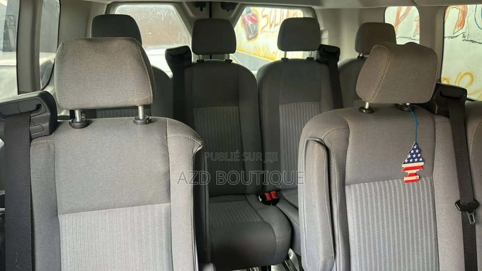 Ford Transit-350 2023 Noir