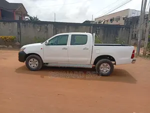 Toyota Hilux SR 4x4 2015 Blanc