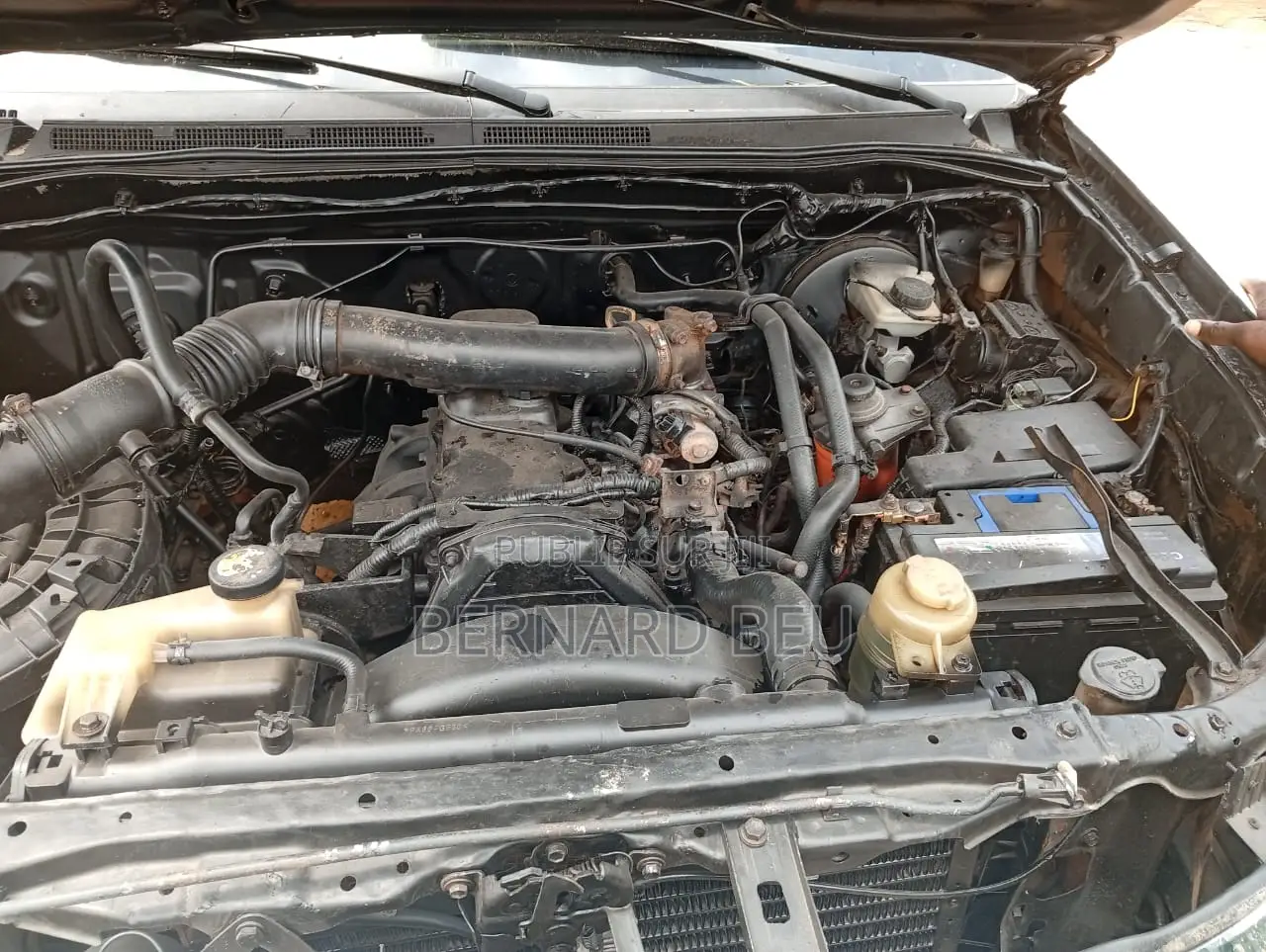 Toyota Hilux SR 4x4 2015 Blanc