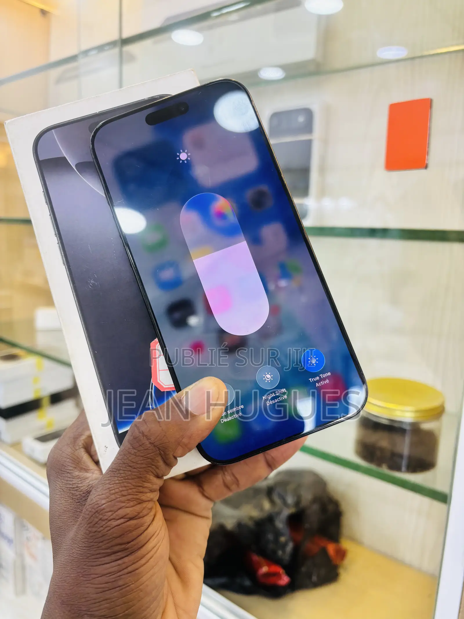 Nouveau Apple iPhone 16 Pro Max 256 GB Noir