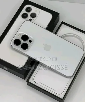 Nouveau Apple iPhone 15 Pro Max 256 GB Bleu