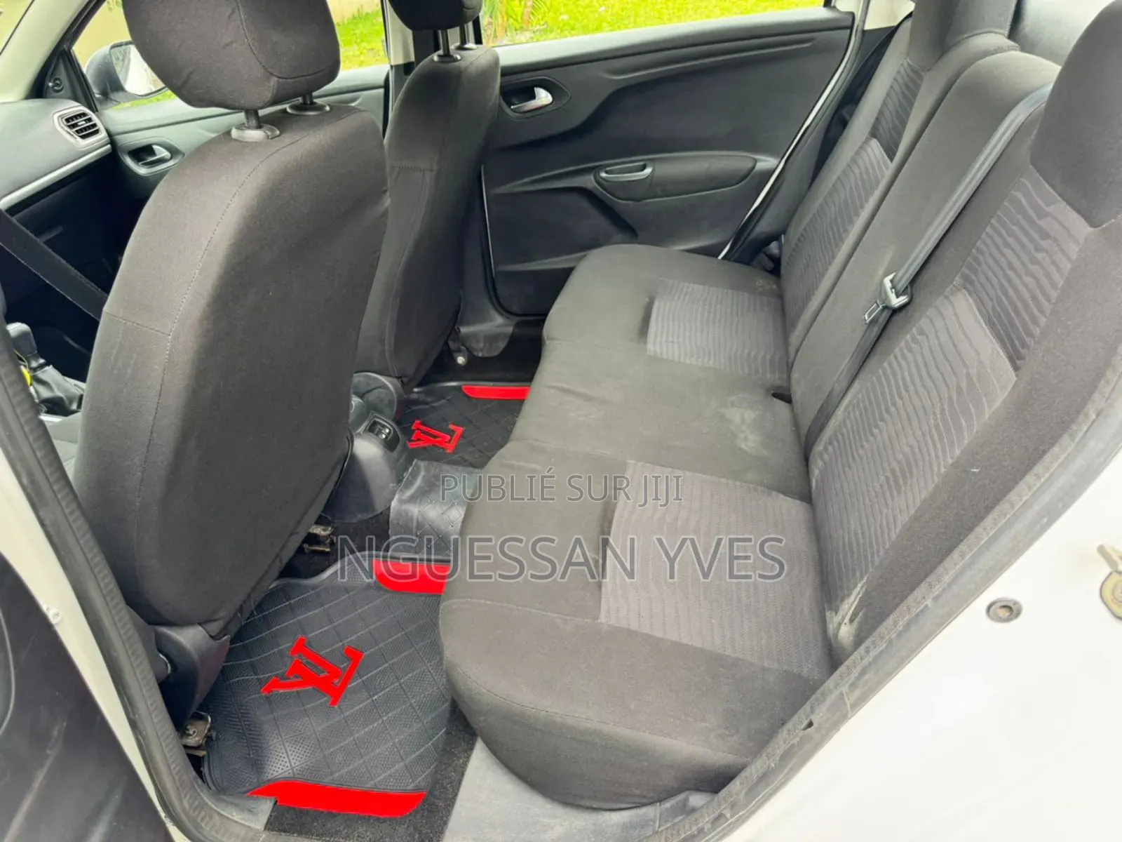 Peugeot 301 2015 Blanc