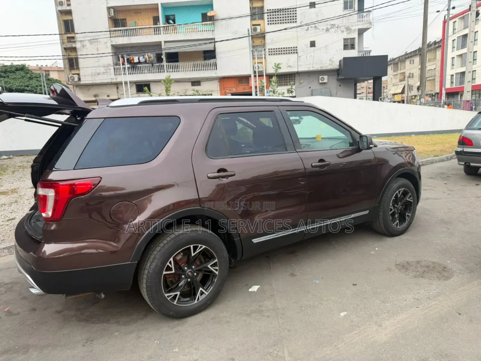 Ford Explorer Base AWD 2018 Marron