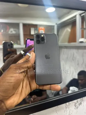 Apple iPhone 11 Pro 64 GB Noir
