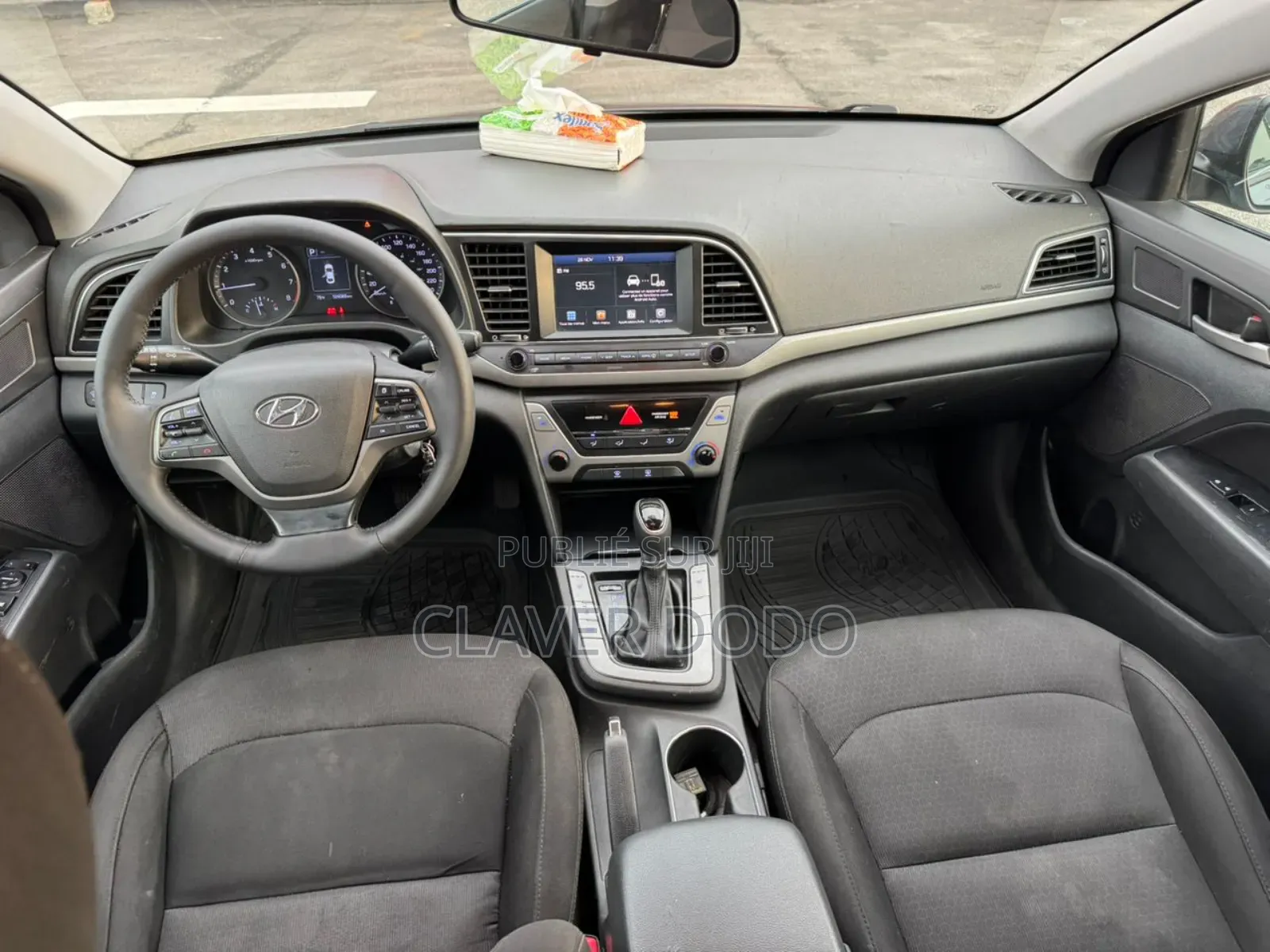 Hyundai Elantra 2018 Gris