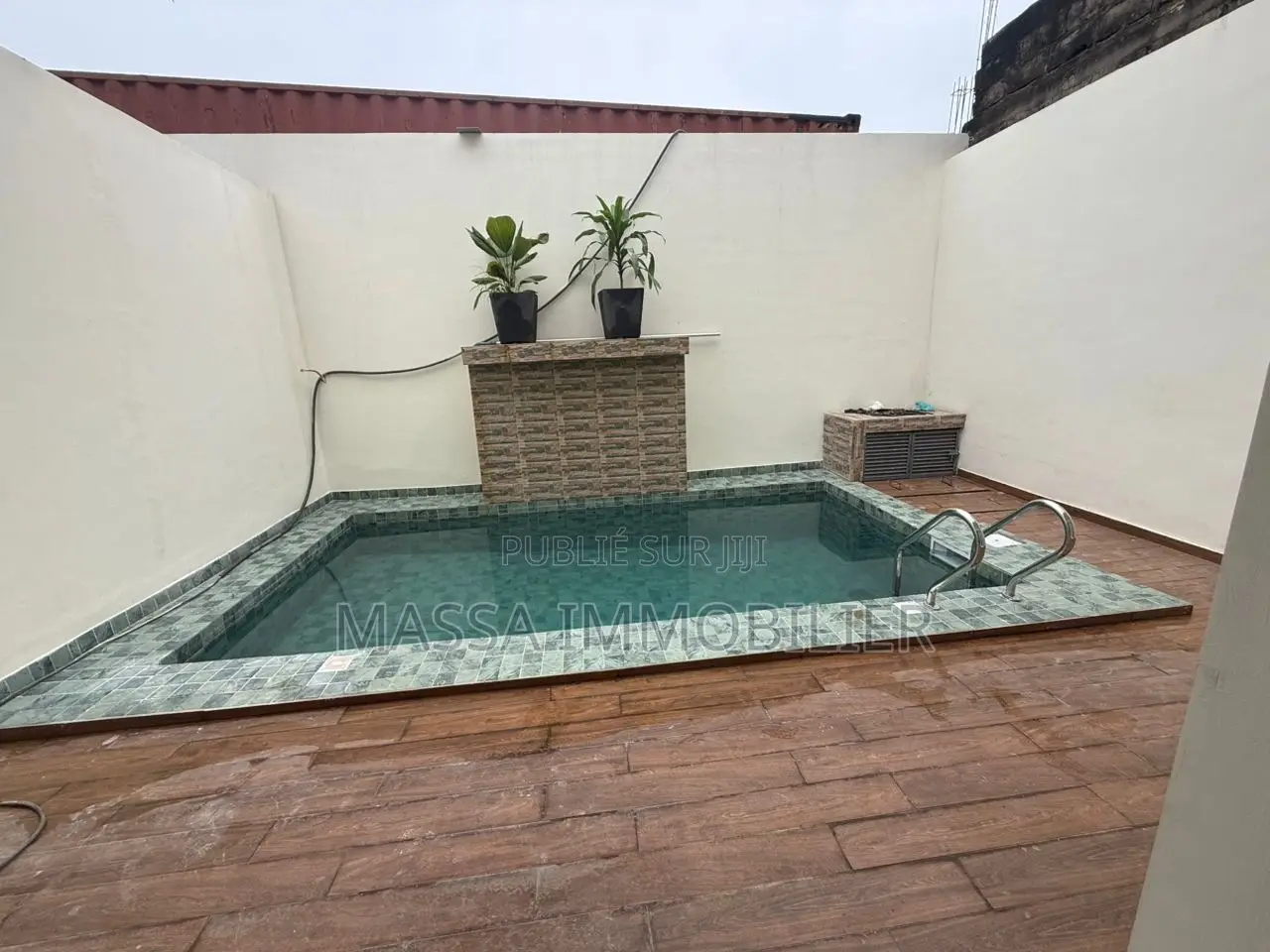 4chbre Villa dans Massa Immobilier, Cocody à Vendre