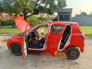 Suzuki Alto 2022 Orange
