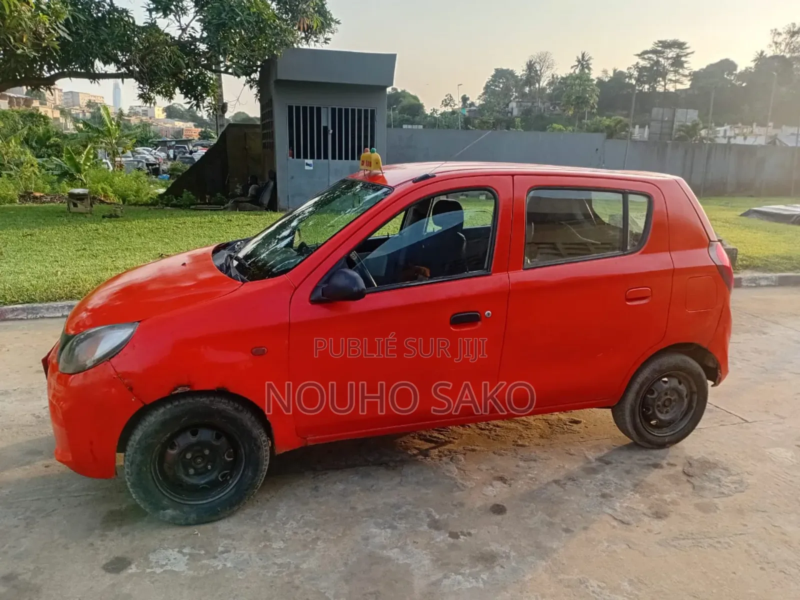 Suzuki Alto 2022 Orange