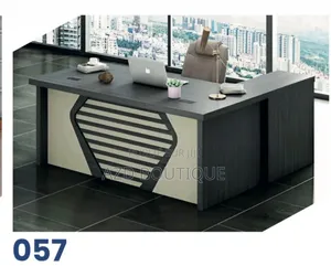 Bureau Professionnel Moderne Avec Retour