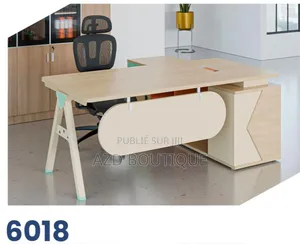 Bureau Moderne Avec Retour