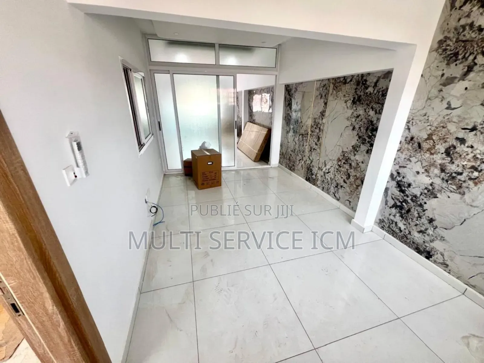 Meublé 5chbre Duplex dans Ismaël Coulibaly, Cocody à Vendre