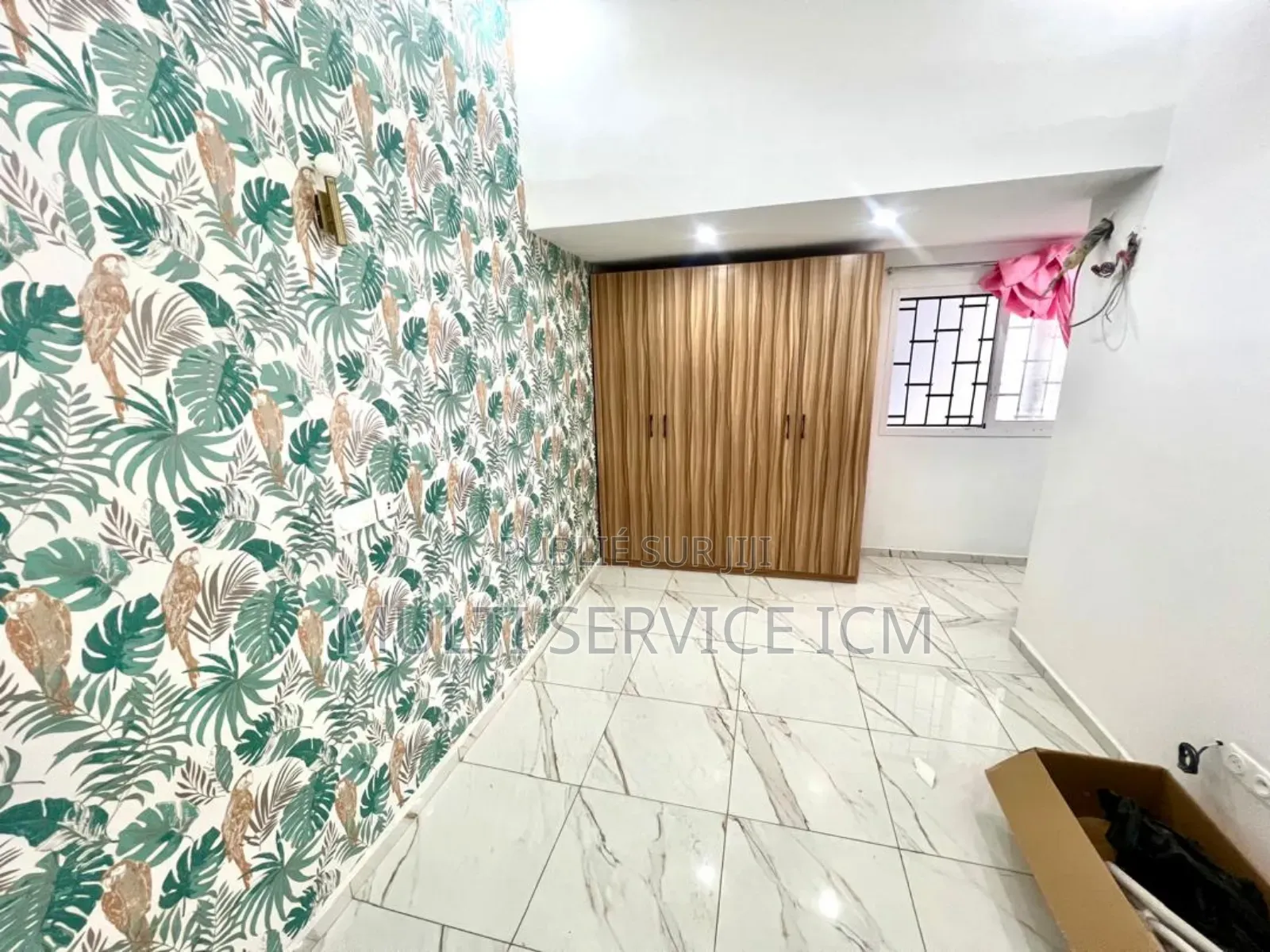 Meublé 5chbre Duplex dans Ismaël Coulibaly, Cocody à Vendre