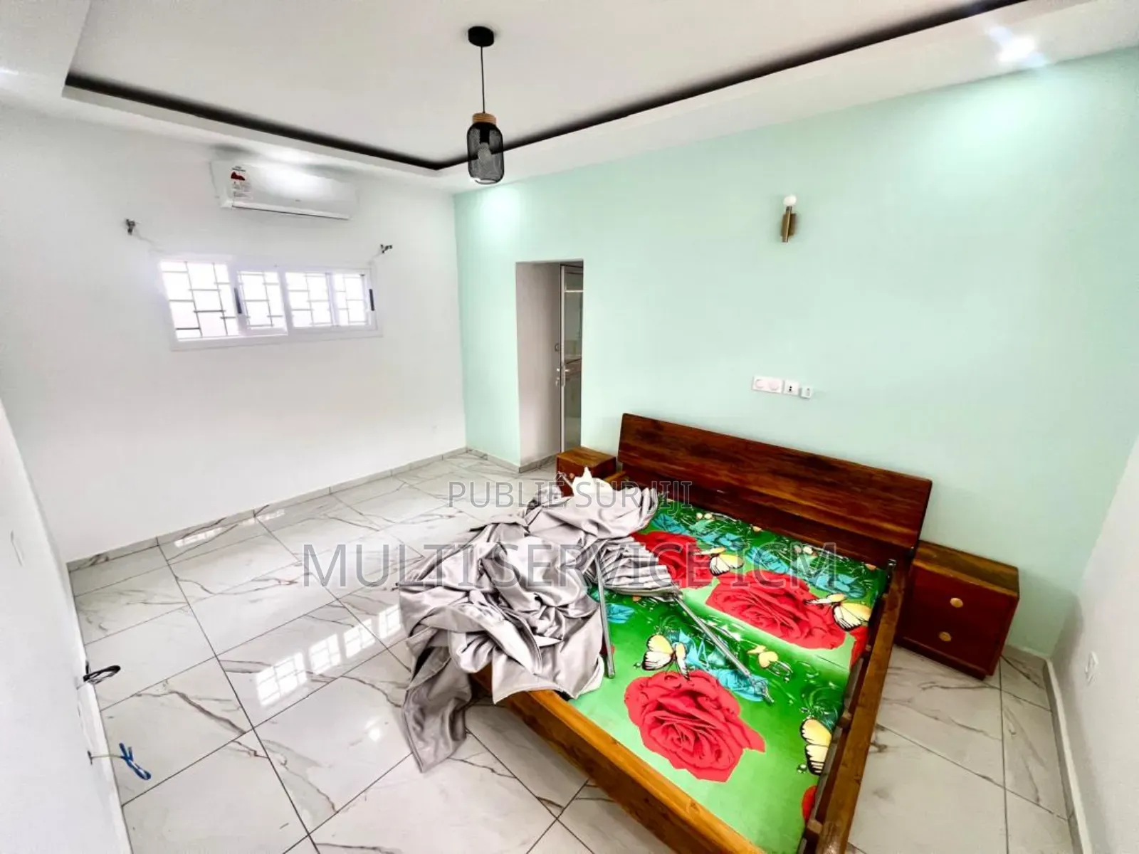 Meublé 5chbre Duplex dans Ismaël Coulibaly, Cocody à Vendre