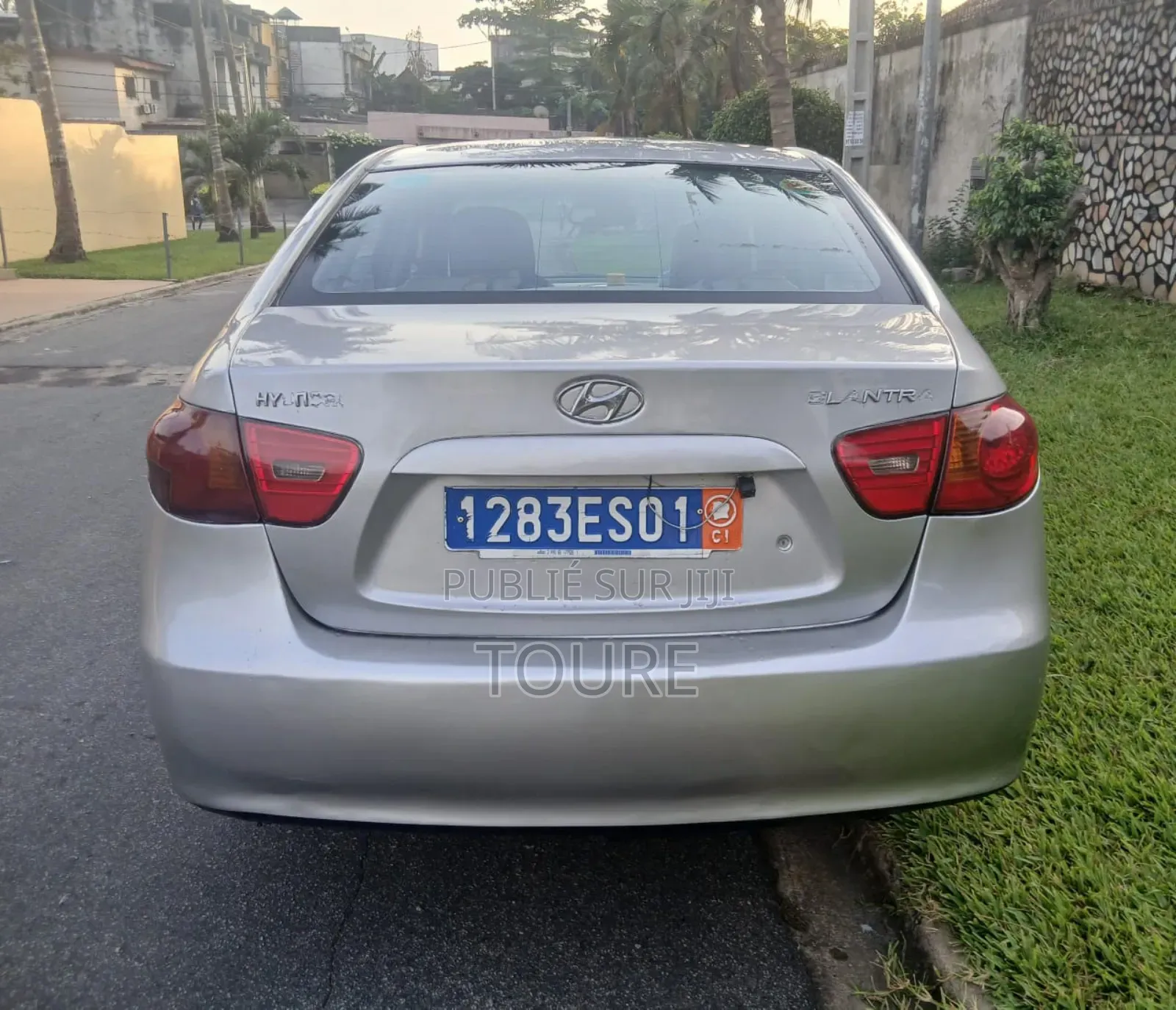 Hyundai Elantra 2008 Gris