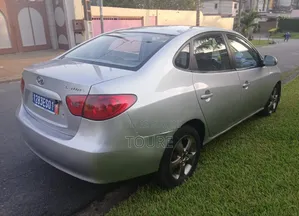 Hyundai Elantra 2008 Gris