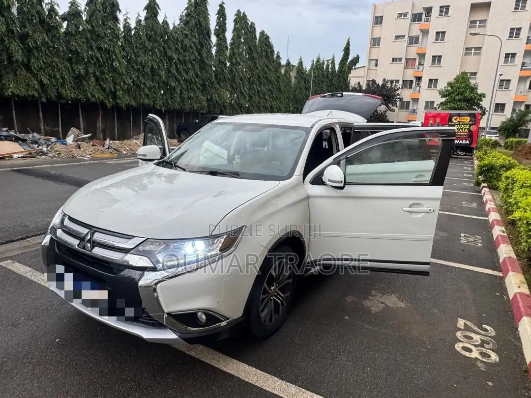 Mitsubishi Outlander 2017 Blanc