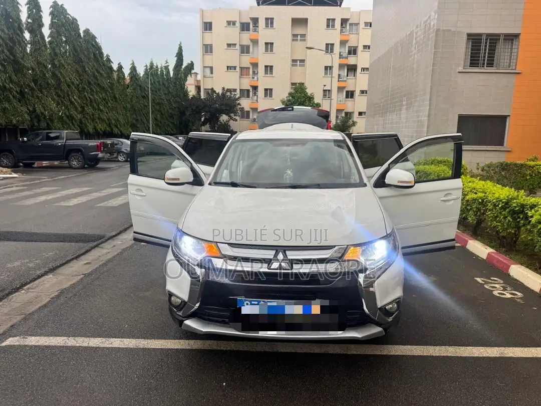 Mitsubishi Outlander 2017 Blanc