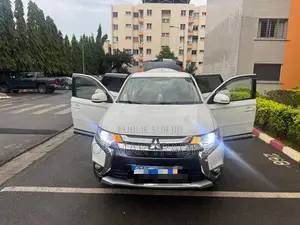 Mitsubishi Outlander 2017 Blanc