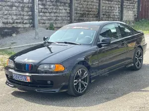 BMW 318i 2002 Noir
