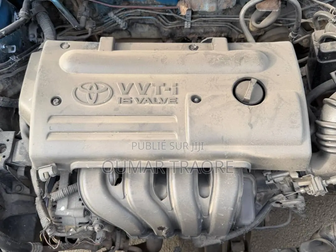 Toyota Corolla RunX 2006 Bleu