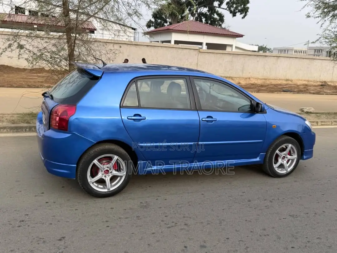 Toyota Corolla RunX 2006 Bleu