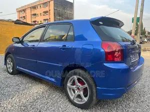 Toyota Corolla RunX 2006 Bleu
