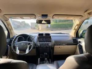 Toyota Land Cruiser Prado 2018 Noir