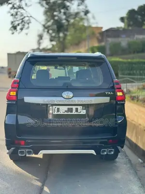 Toyota Land Cruiser Prado 2018 Noir