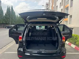 Toyota Fortuner 2018 Noir