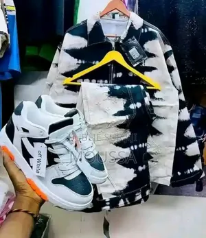 Vêtements Chaussures