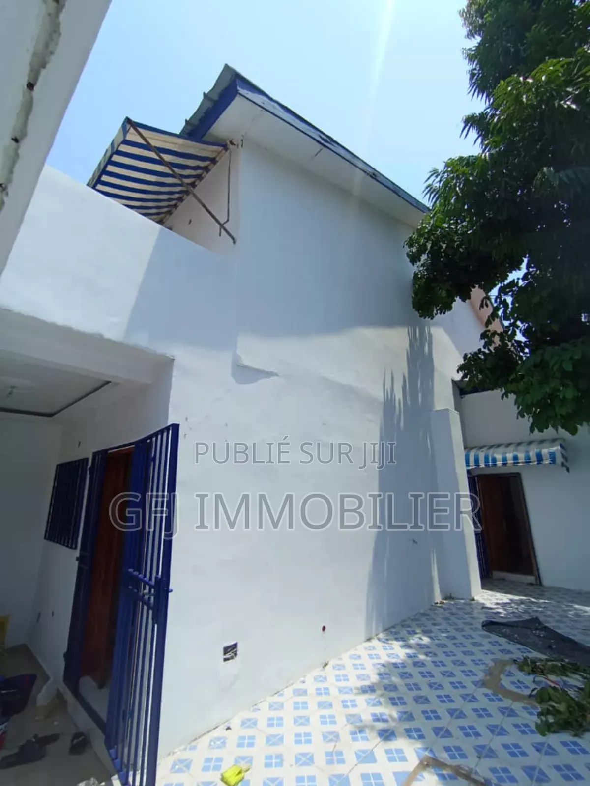 3chbre Duplex dans Francis Gweh, Cocody à Vendre