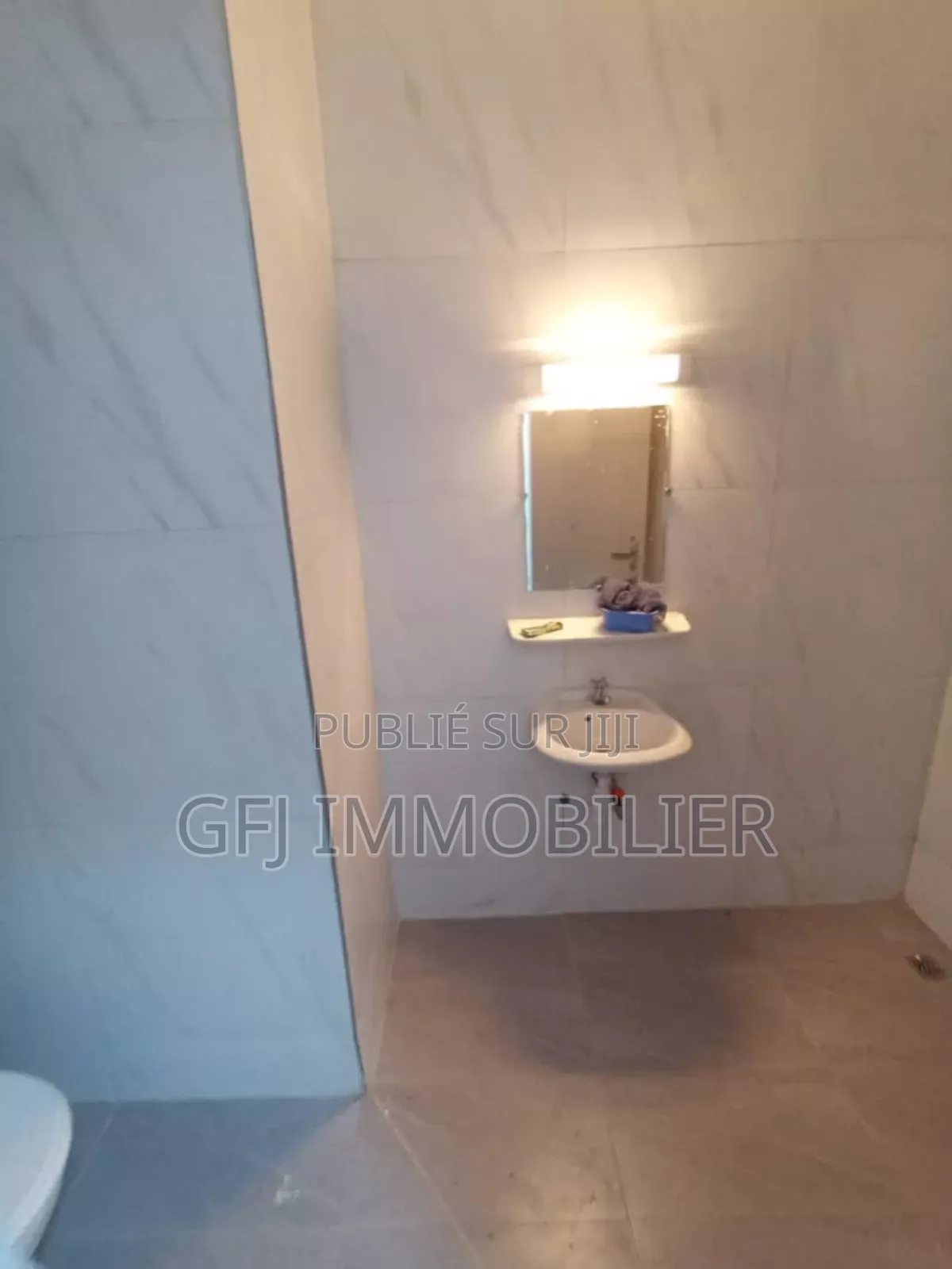 3chbre Duplex dans Francis Gweh, Cocody à Vendre