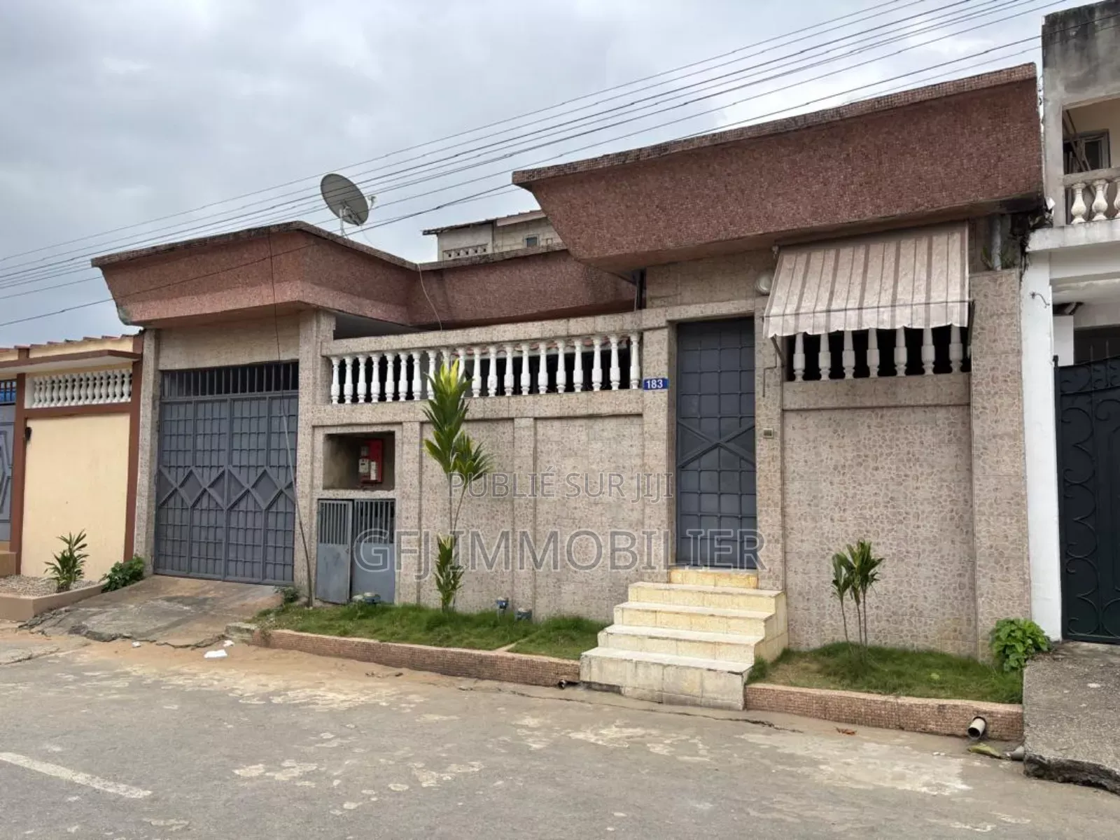 4chbre Duplex dans Francis Gweh, Cocody à Vendre
